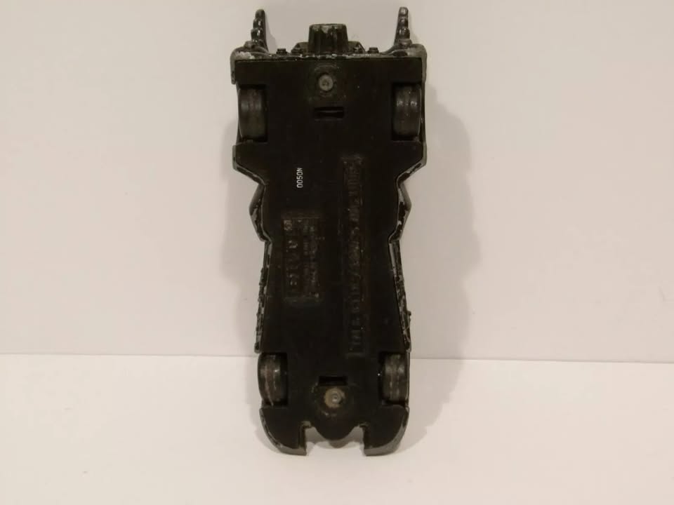 ERTL 1989 DC Comics Batmobile Approx 8cm - 1989 Batman Movie Batmobile image 5
