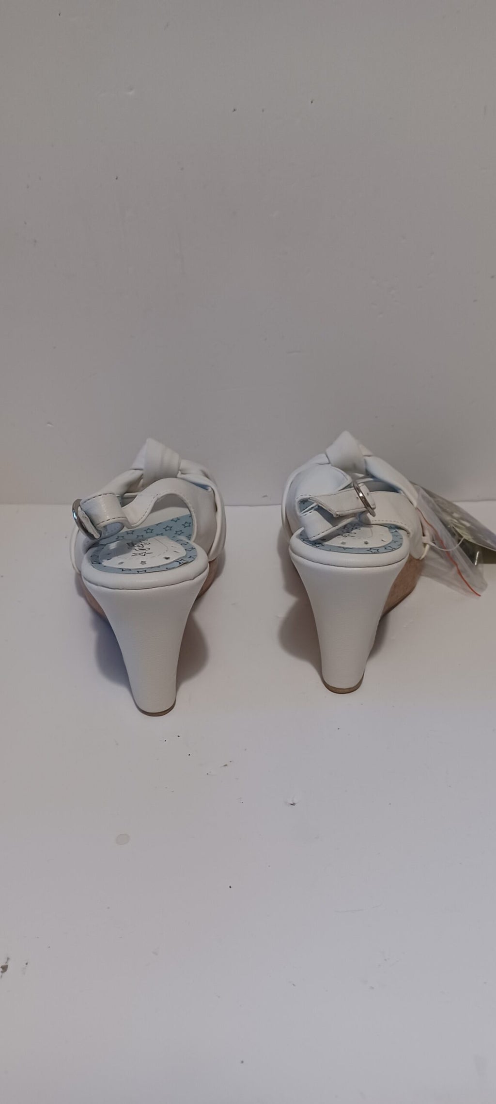 Hoyvoy - Sandalia - Heel Strap - Toeless - White - Brand New image 3