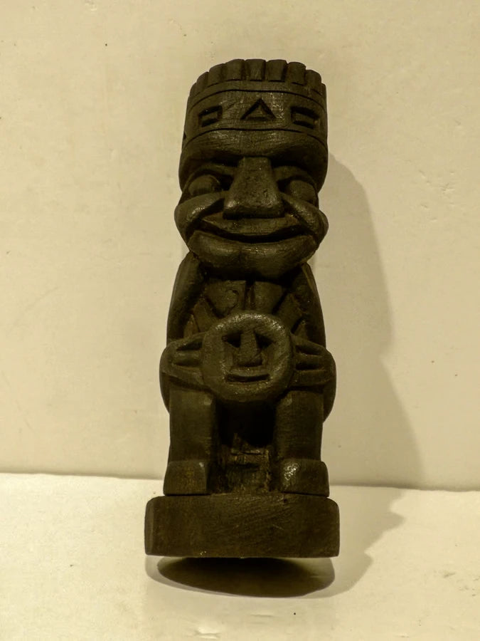 Hand Carved Wood Tiki Bar Tiki Sculpture - Great Condition image 0