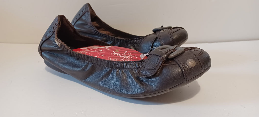 Xti - Lexus - Ladies Slip On's - Brown - Brand New image 0
