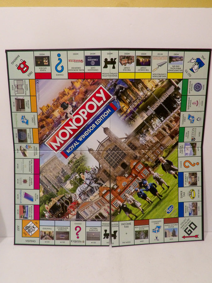 Winning Moves - Monopoly Royal Windsor Edition - Contents Sealed - Complete image 4