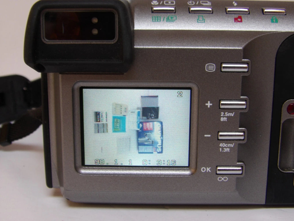 Olympus Camedia Digital Camera C-1400XL Early 1.4 Mpixel PWO - Boxed image 9