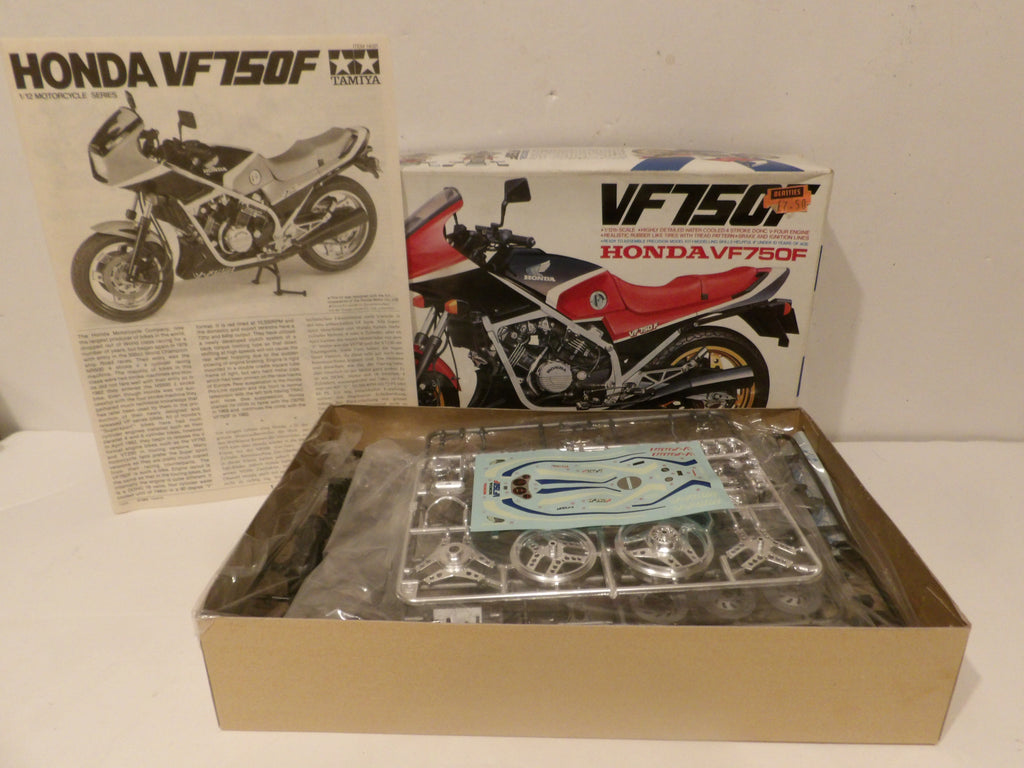 Tamiya Honda VF750F 1/12 Scale Motorcycle Model Kit #14021 | Never Built Collectable Kit