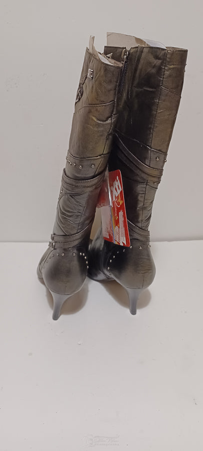 Xti - Sundry - Knee Boot - Zip - Buckle and Studs - Black - Brand New image 3
