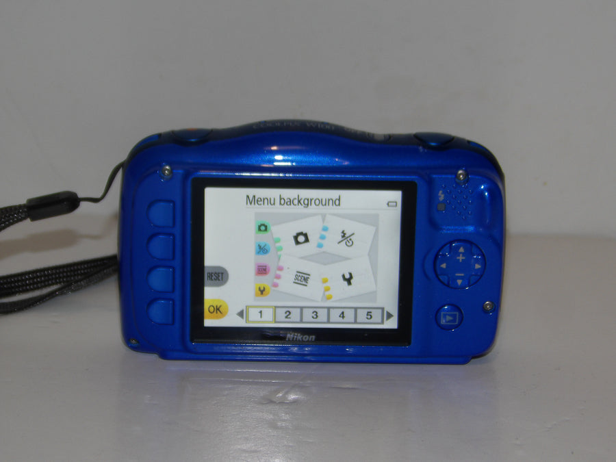 Nikon | Coolpix W100 | 13.2 Mega Pixel | Digital Waterproof Camera | Great Unused Condition image 8