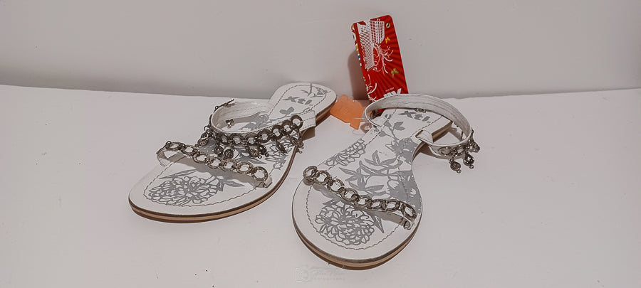 Xti - Sandali - White - Flip Flops With Chain - Brand New - 4/37, White image