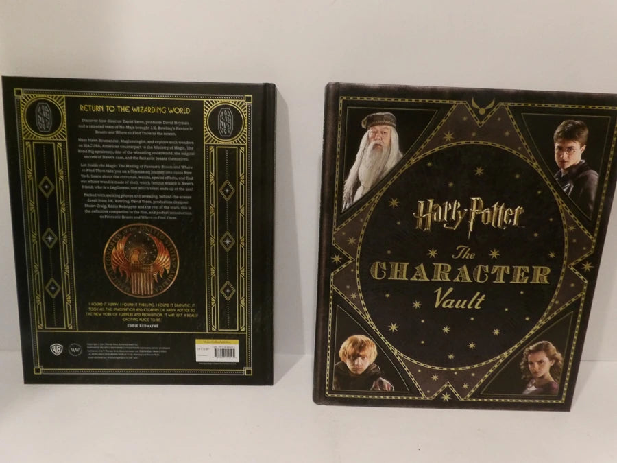 Harry Potter - Fantastic Beasts - Crimes of Grindelwald - 4 Hardback Book Bundle - Great Condition image 5