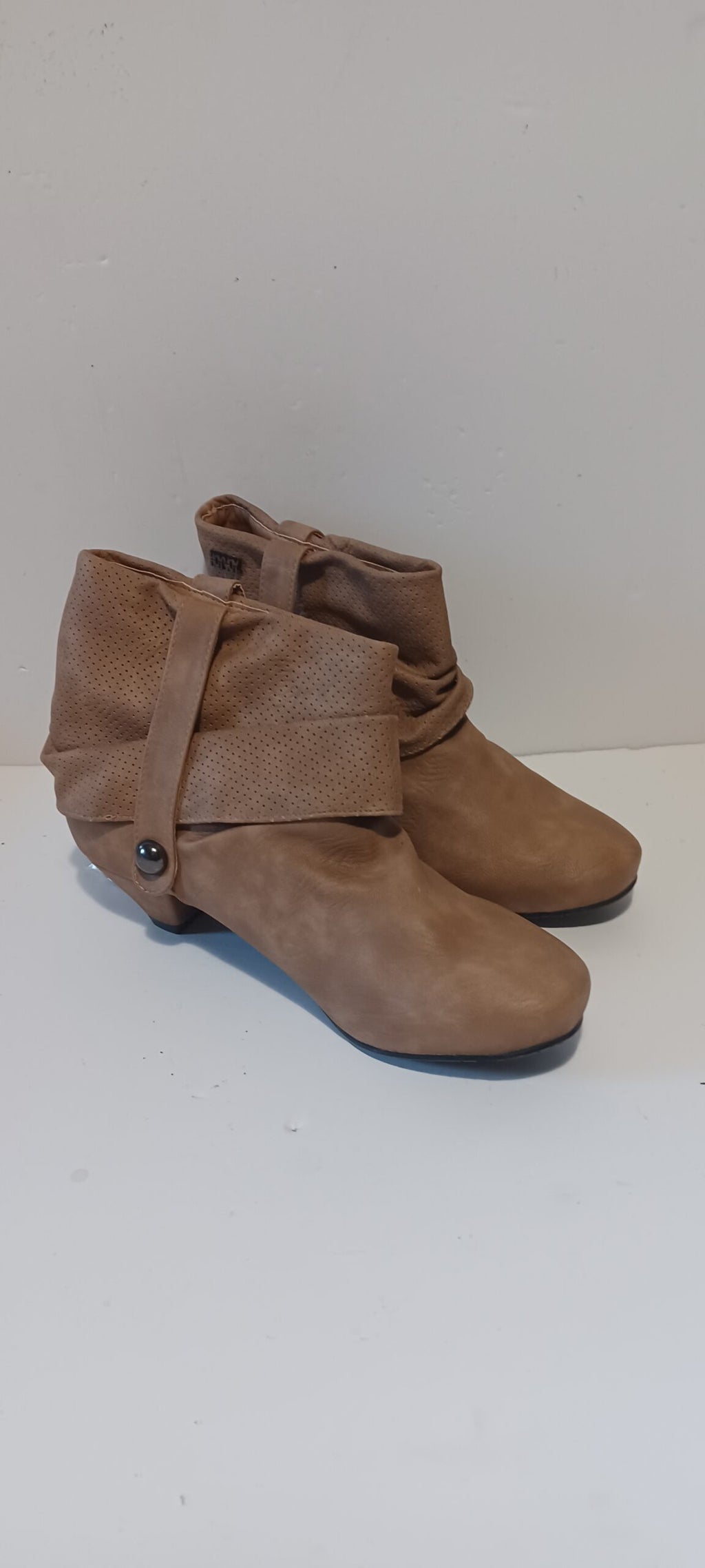 Hoyvoy - Botin - Ankle Boot - Ankle Buckle - Tan - Brand New image 0