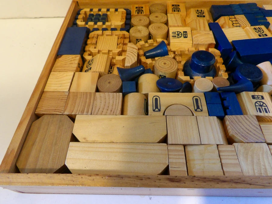 Schloss Baukasten - CastleBlocks 109 Piece Wooden Building Block - Vintage - Perfect Condition image 3