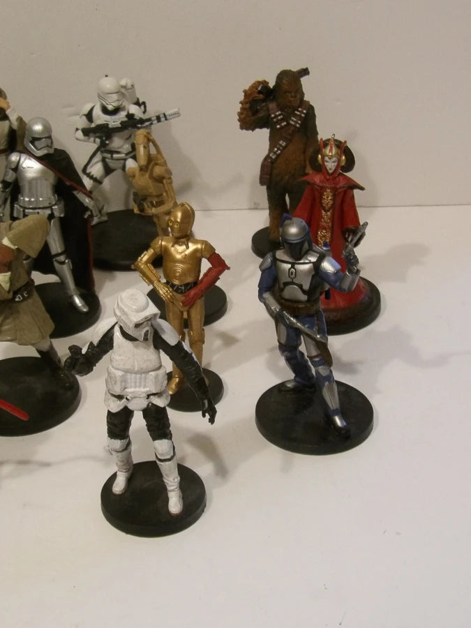 Disney - Star Wars - Mega Figurine Play Set- 20 Figures - Great Stored Condition image 3