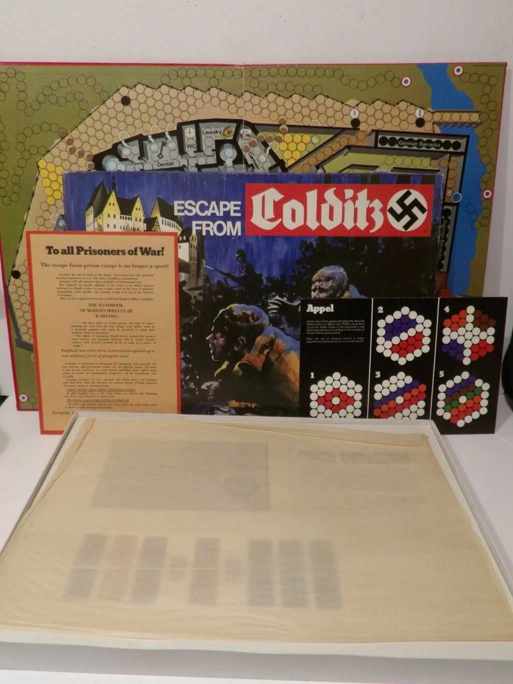 Escape From Colditz 1970's Strategy WW2 Vintage Parker Board Game image 9