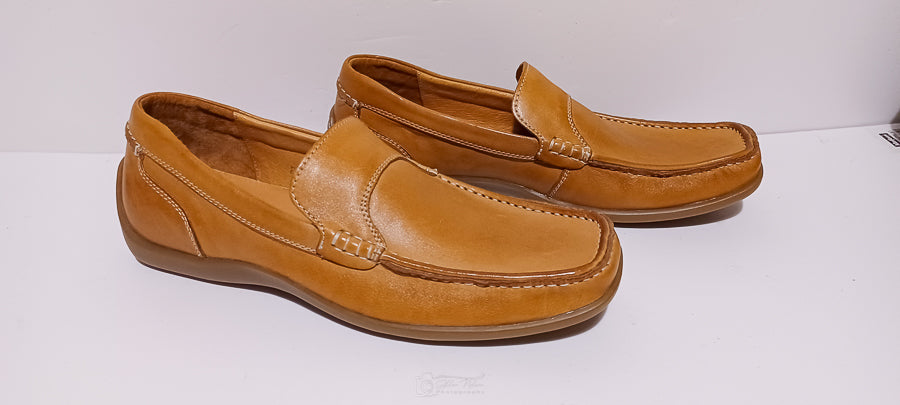 Front - Roadster - Mens Shoes - Tan - Brand New image 3