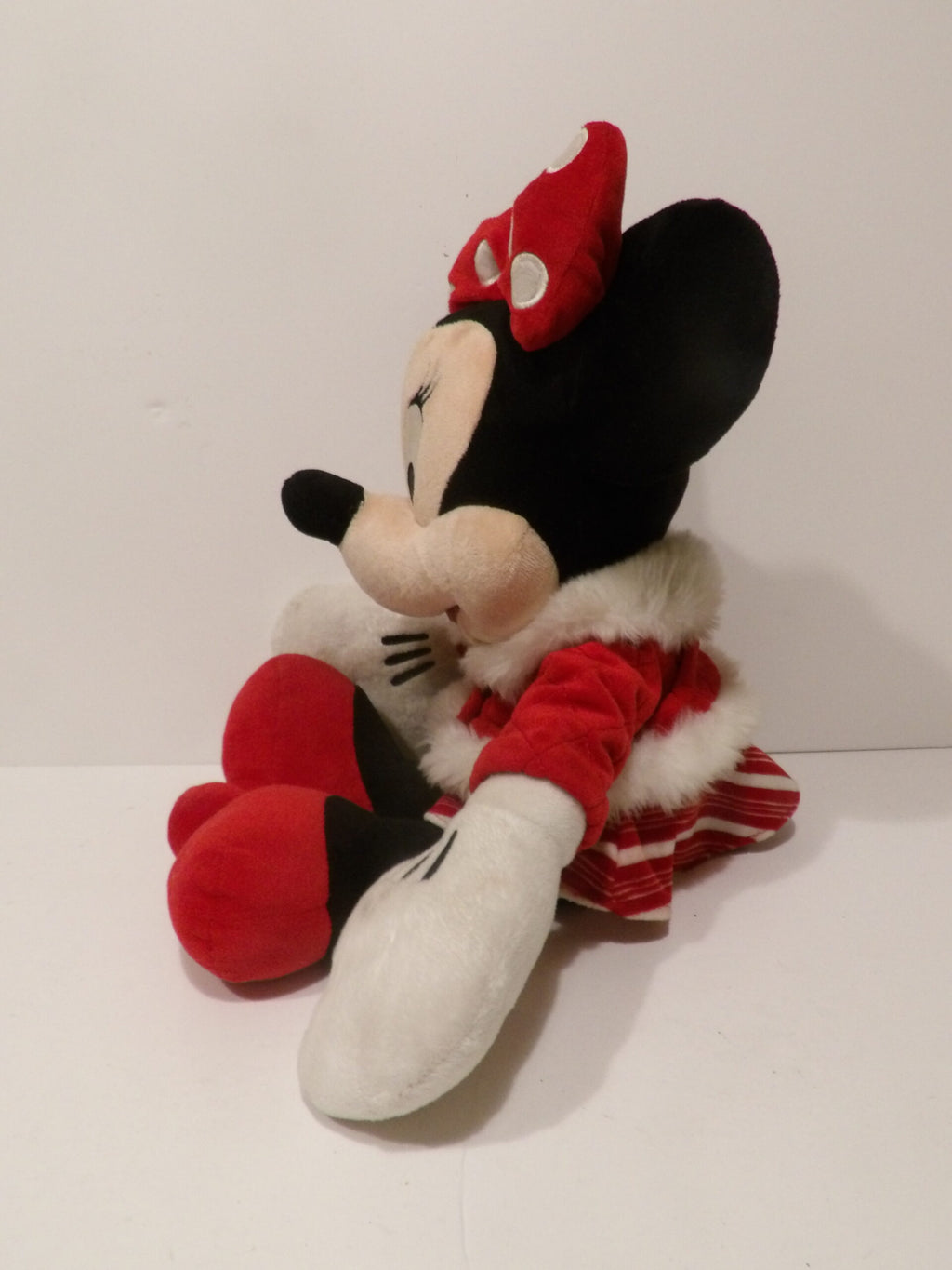 Disney Store Christmas Minnie Mouse Soft Toy Plush, 16" 2010 image 3