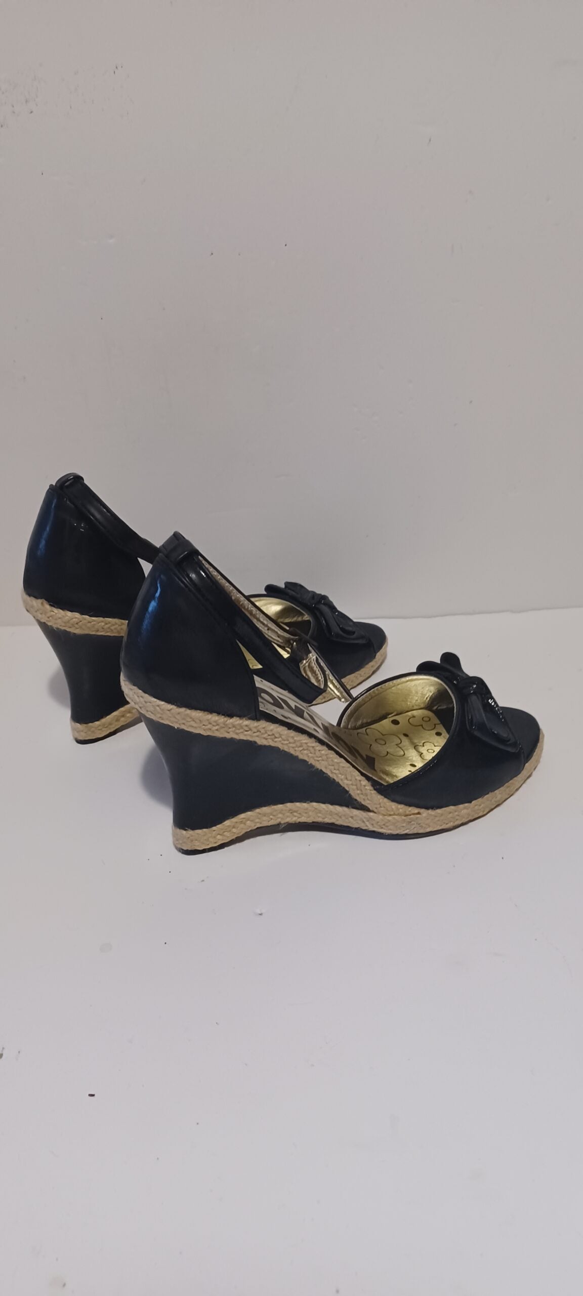 Hoyvoy - Bow - Wedge - Heel Strap - Black - Brand New image 6