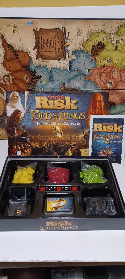 Risk | The Lord of the Rings | Trilogy Edition | 2003 | Will You Conquer Middle-Earth | Retail Shelf Condition image 0