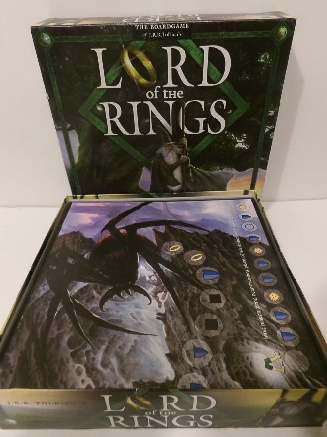 J.R.R Tolkien - Lord of The Rings - Parker - Hasbro - Board Game - Great Condition image 9