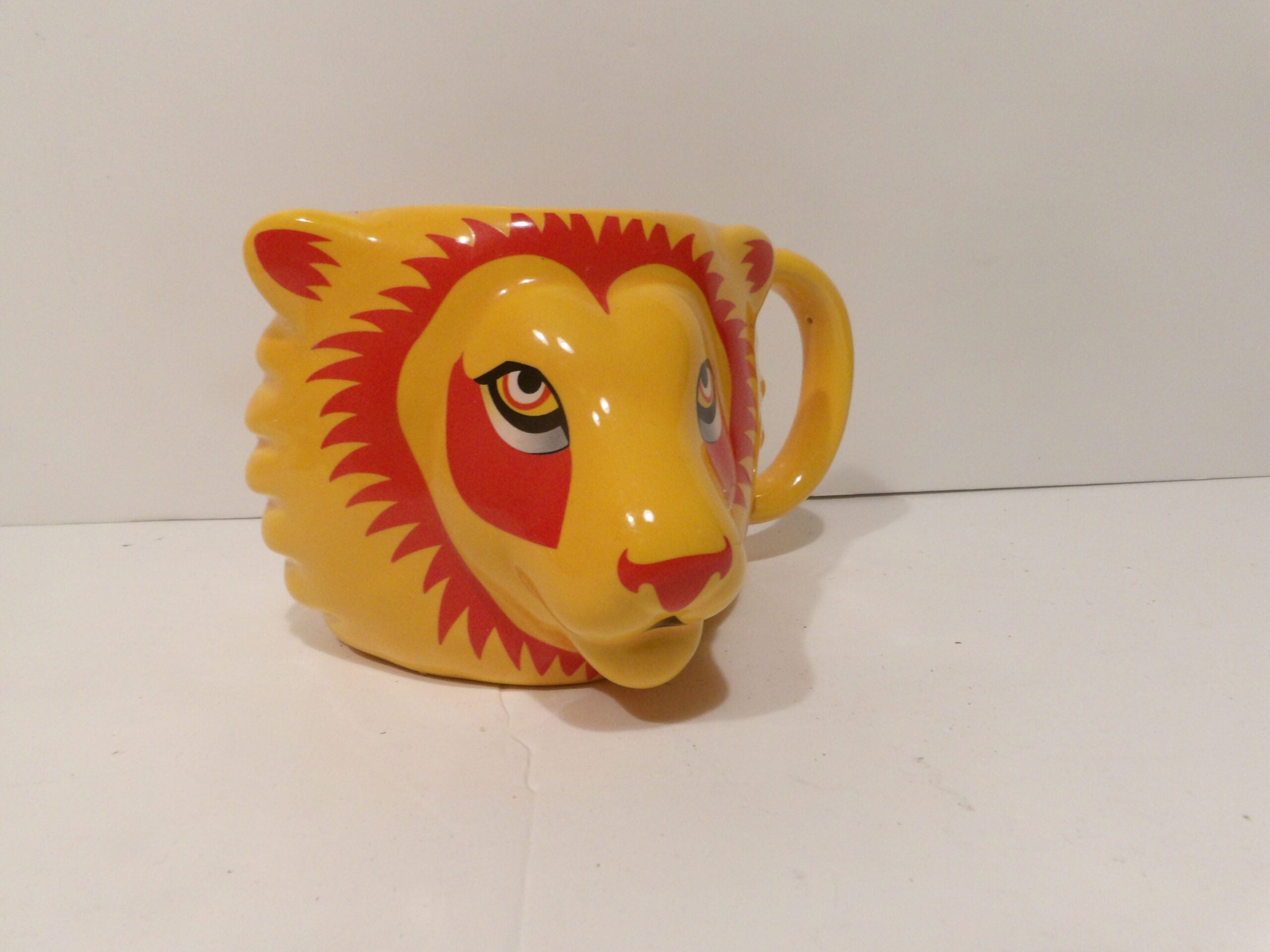 Harry Potter - Griffyndor Lion Shapped Coffee Tea Mug Licensed Unused Condition image 0