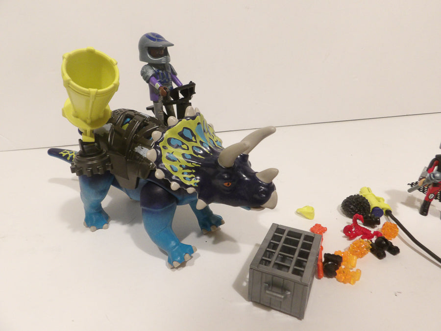 Playmobil | Dino Rise Triceratops | Battle for the Legendary Stones | 70627 | Great Condition image 4