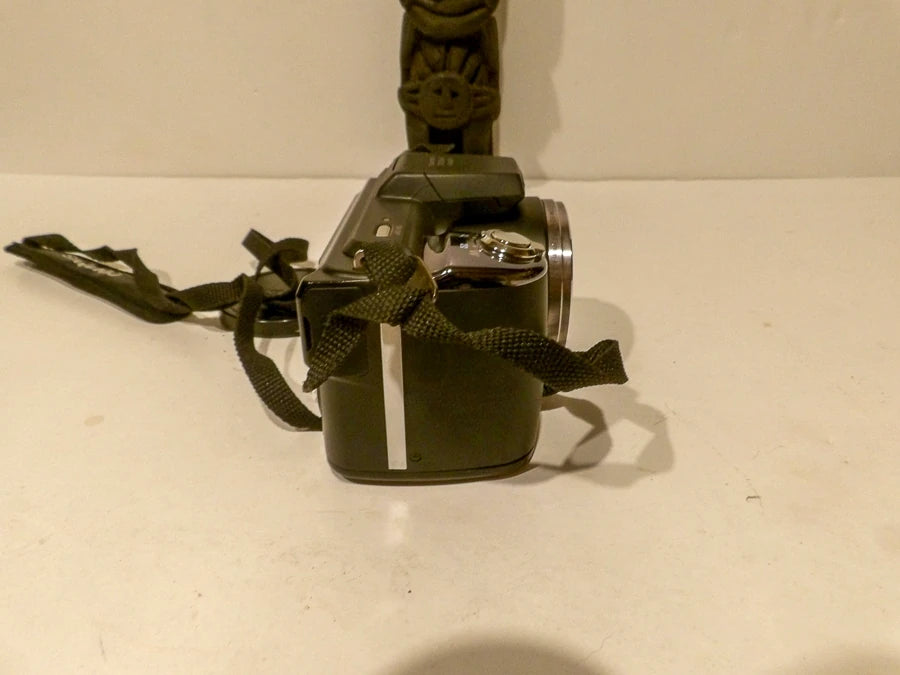 Olympus - SP-620UZ - Compact Bridge Camera - Perfect Condition image 3