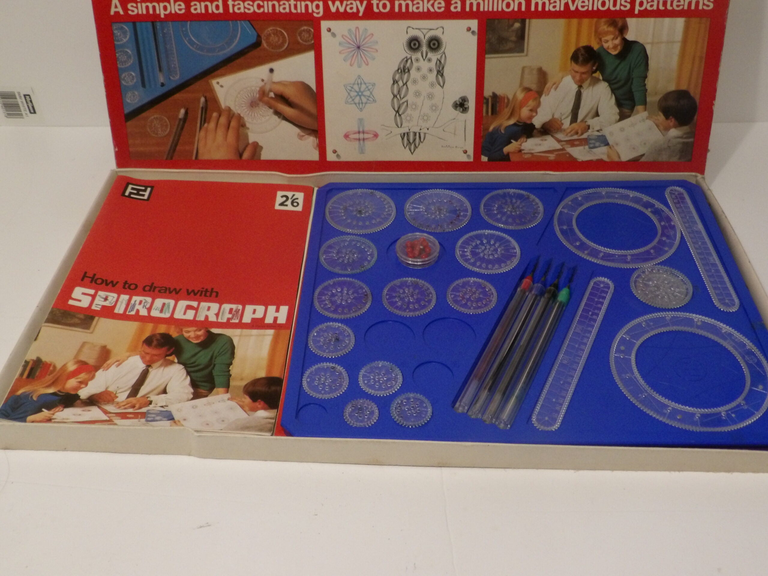 Spirograph Set. Denys Fisher Vintage. Great. Spares. 1960s 1970s Drawing Gift image 2