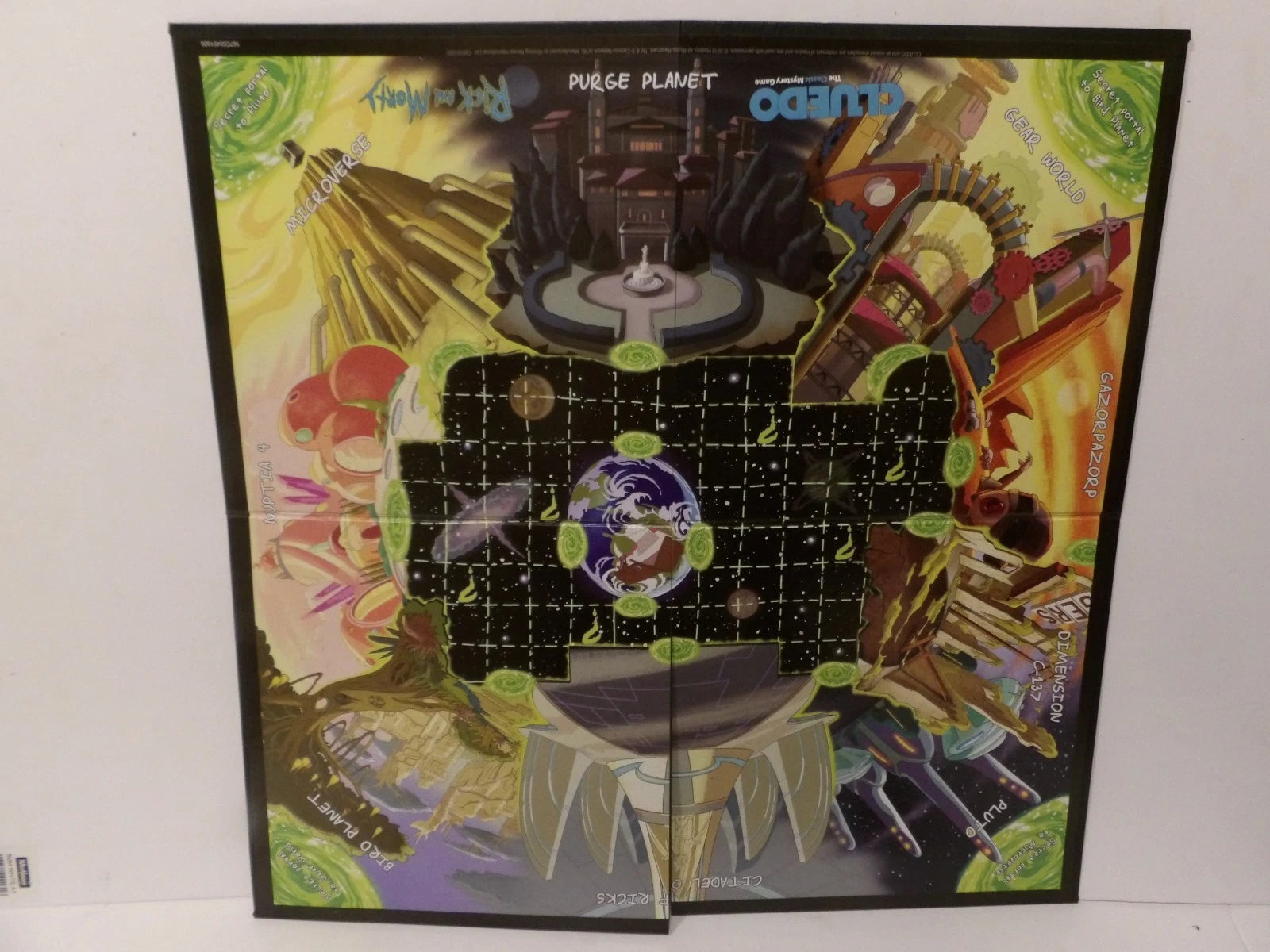 CLUEDO - Ricky and Morty Hasbro Family Board Game 2018 Complete - Great Condition image 7