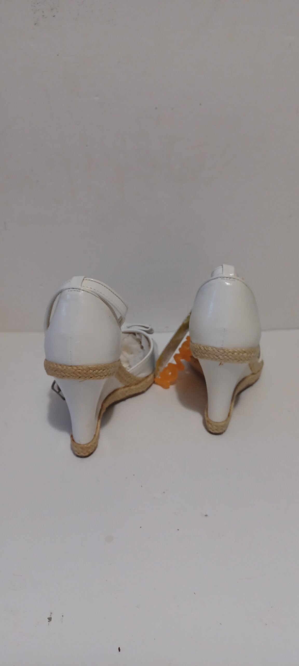 Hoyvoy - Bow - Wedge - Heel Strap - White - Brand New image 3