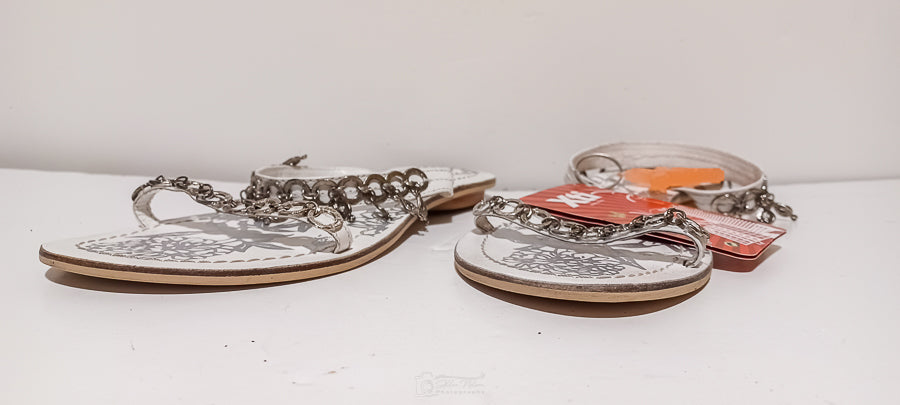 Xti - Sandali - White - Flip Flops With Chain - Brand New image 0