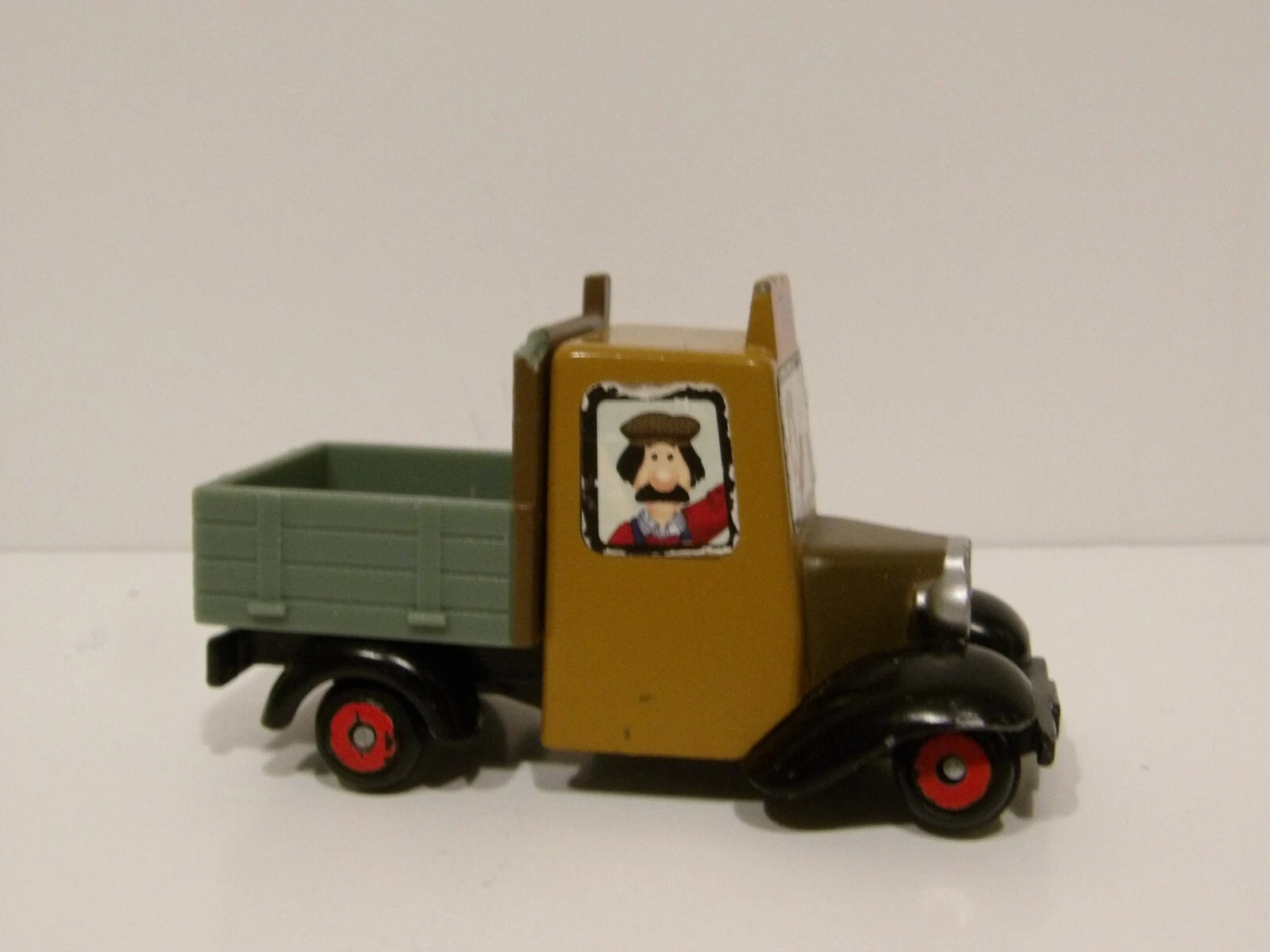 2004 Corgi Diecast Ted Glen In His Truck - Played Condition image 6