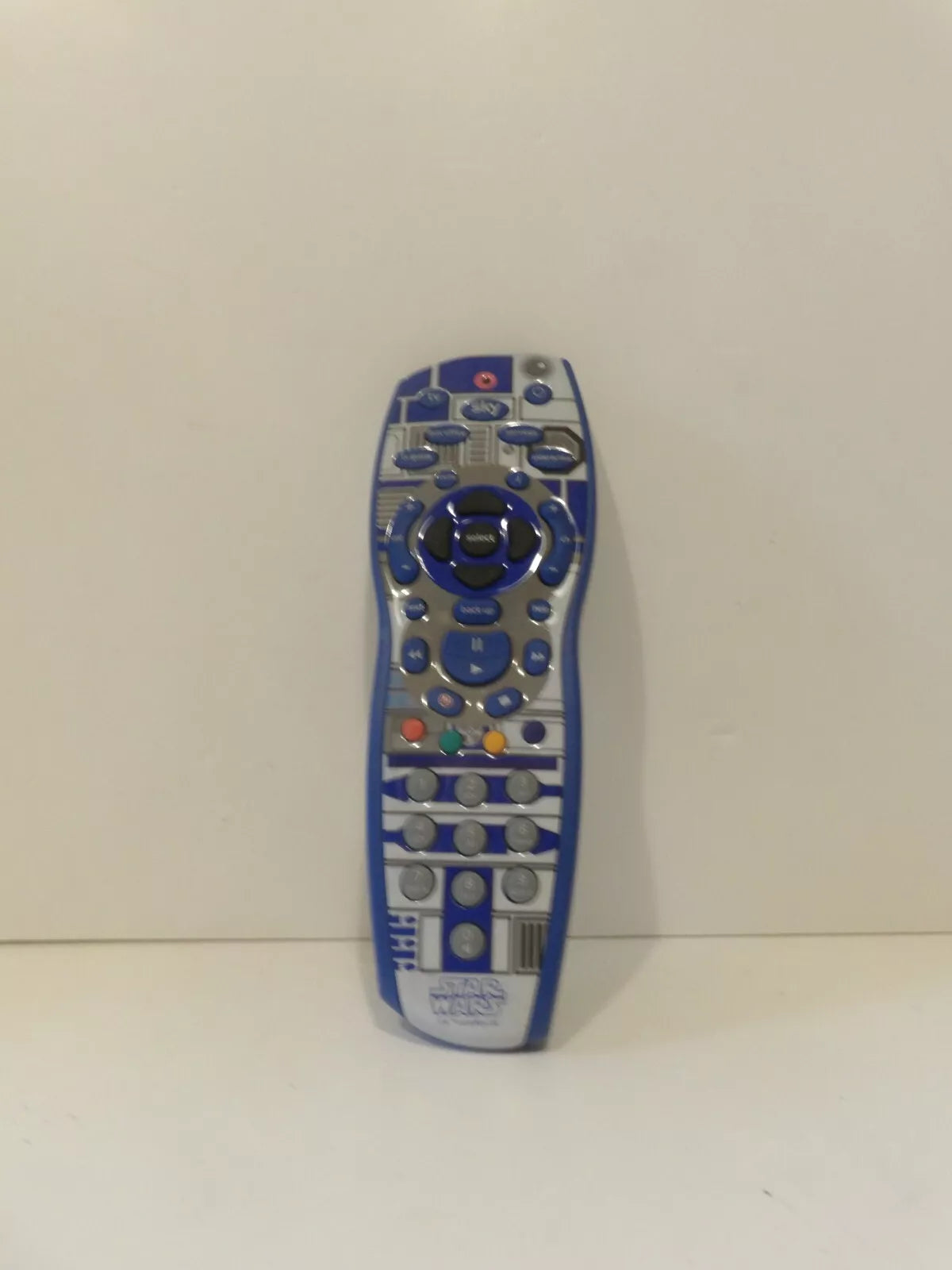Sky STAR WARS R2D2 Limited Edition Remote Control Sky HD+ image 0