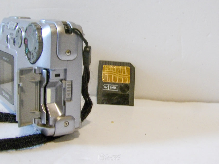 Fujifilm - MX1200 - 1.3MP - Digital Camera Silver - Great Working Condition image 1