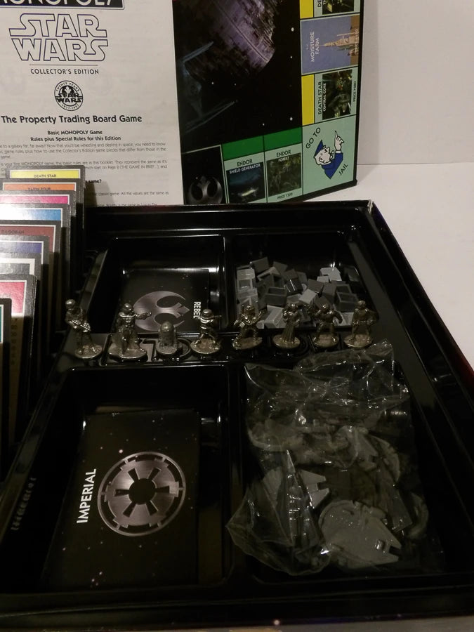 Monopoly - Star Wars - Limited Collector's Edition - 1997 - Great Condition image 3