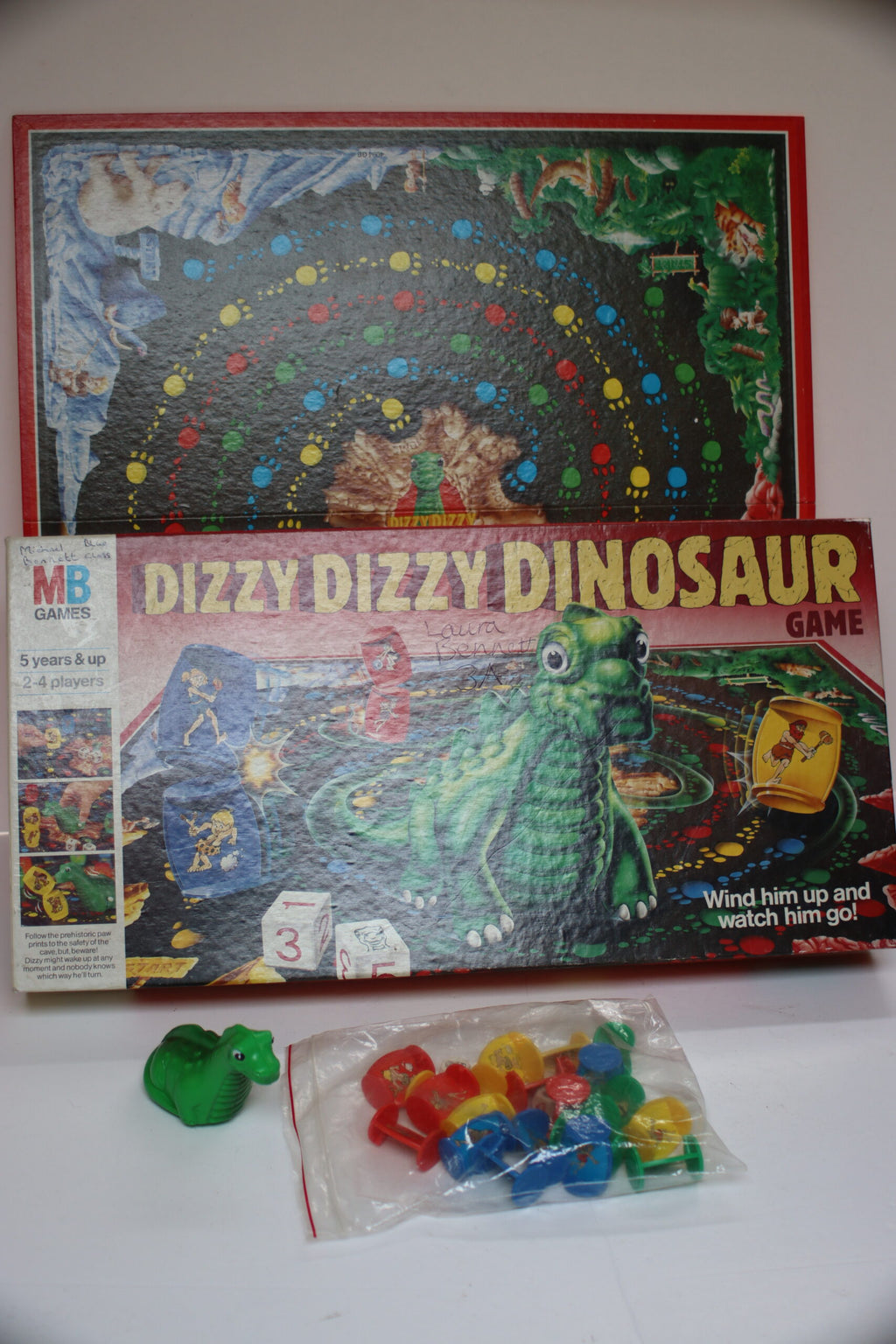 Dizzy Dizzy Dinosaur Board Game Vintage MB 1987 Complete  & Working Dizzy image 0