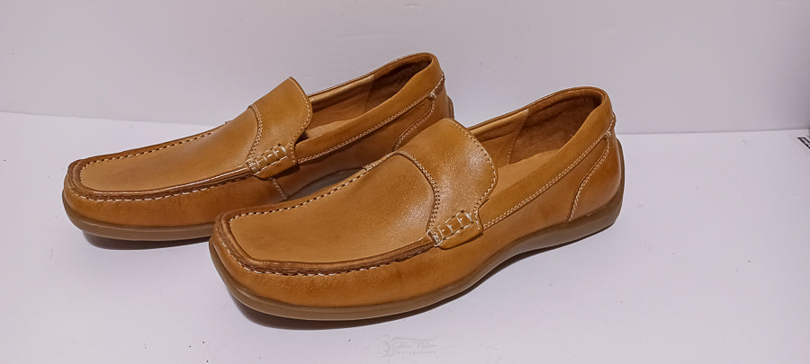 Front - Roadster - Mens Shoes - Tan - Brand New image 0