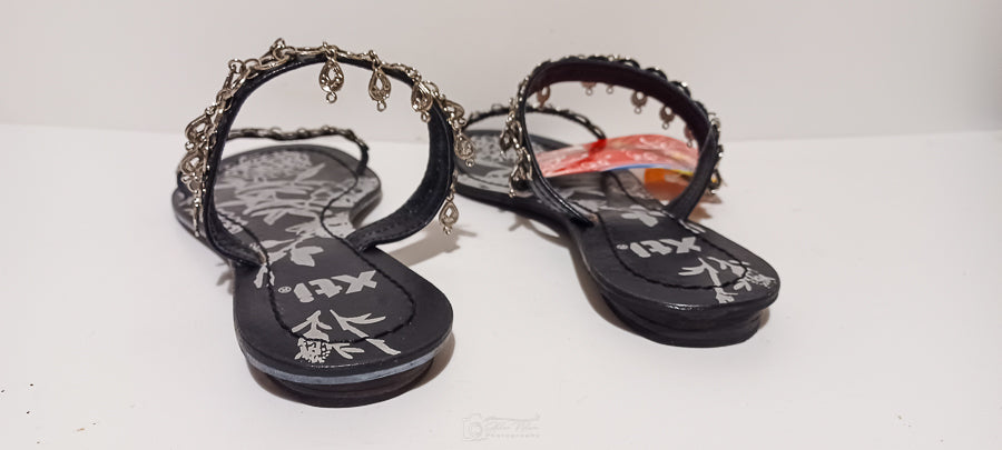 Xti - Sandali - White - Flip Flops With Chain - Brand New image 8