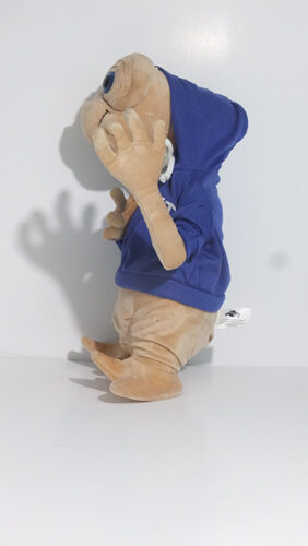 ET Extra Terrestrial 15" Plush image 4