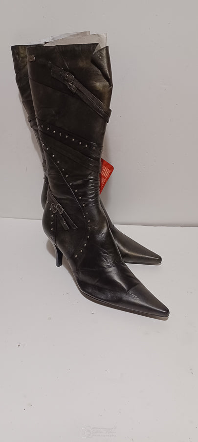 Xti - Sundry - Knee Boot - Zip - Buckle and Studs - Black - Brand New image 5
