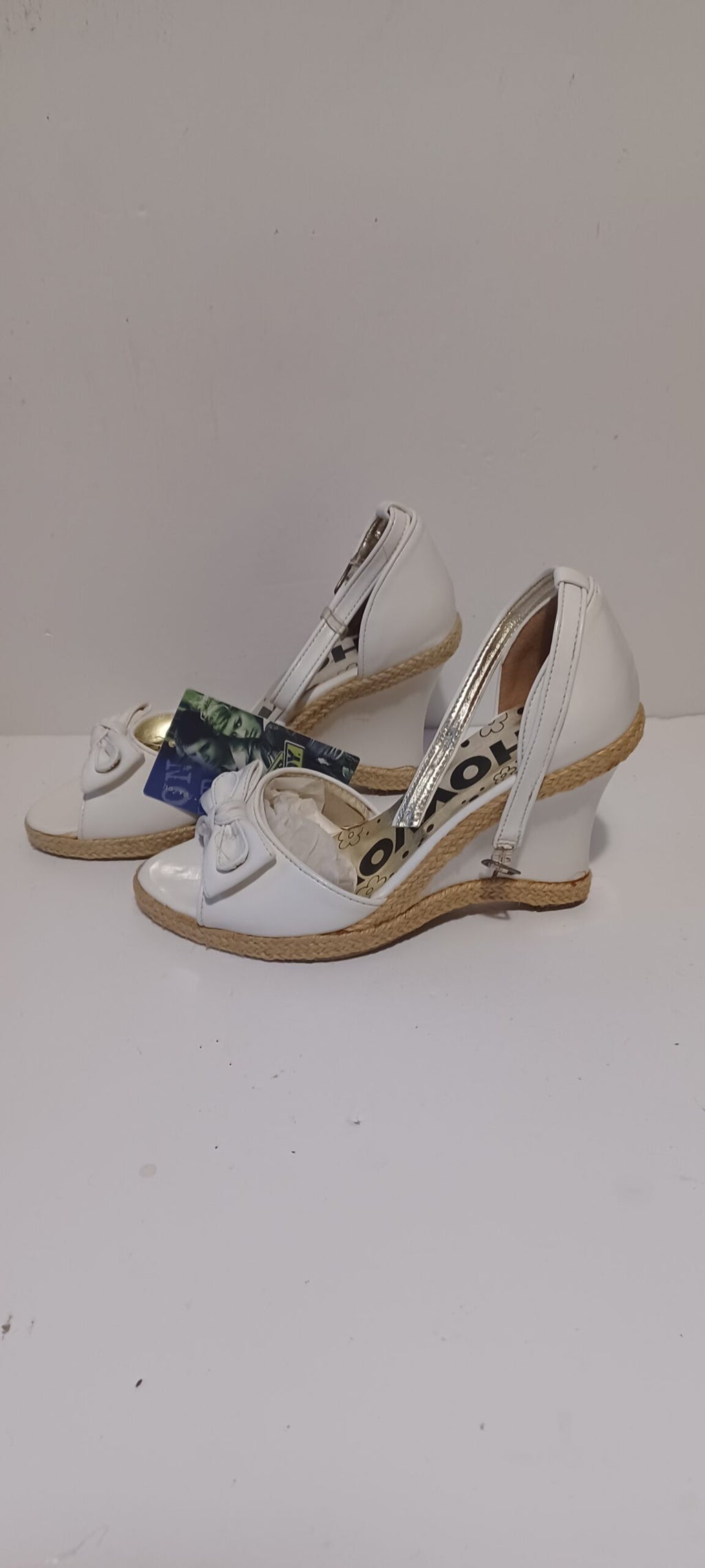 Hoyvoy - Bow - Wedge - Heel Strap - White - Brand New image 5