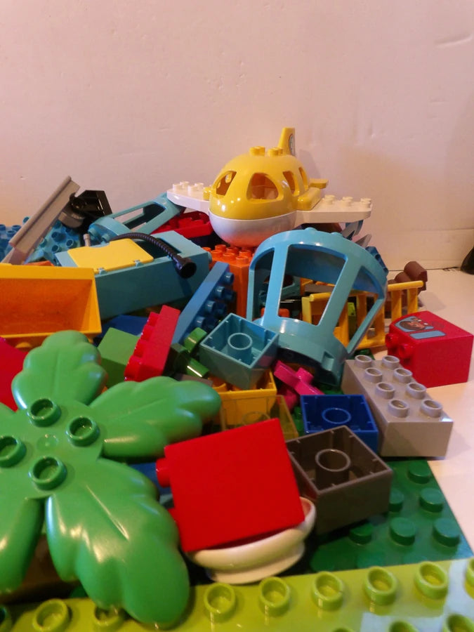 Lego - Duplo - Jurrasic Park, Cars, 4x4's, Planes, Base Plate and Bricks Galore - Great Condition image 1
