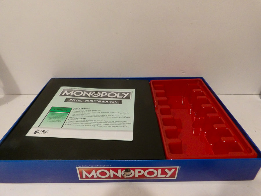 Winning Moves - Monopoly Royal Windsor Edition - Contents Sealed - Complete image 7