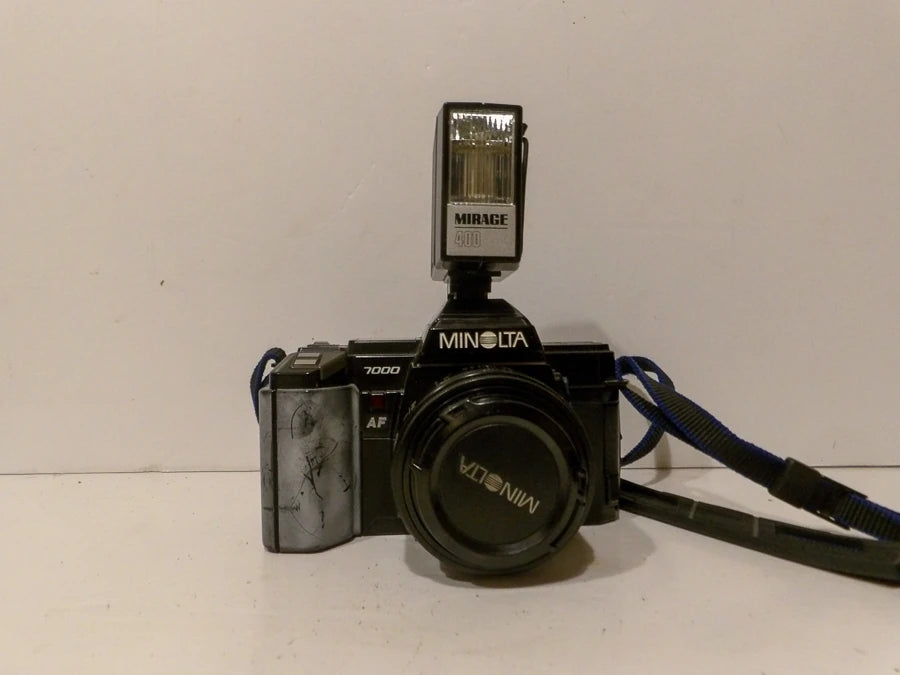 Minolta Dynax 7000i 35mm SLR Film Camera 35-70mm Zoom Lens Autofocus Japan image 3