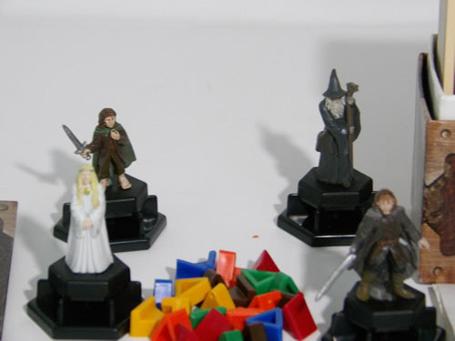 Lord Of The Rings Trivial Pursuit Dvd Game: Trilogy Edition image 3
