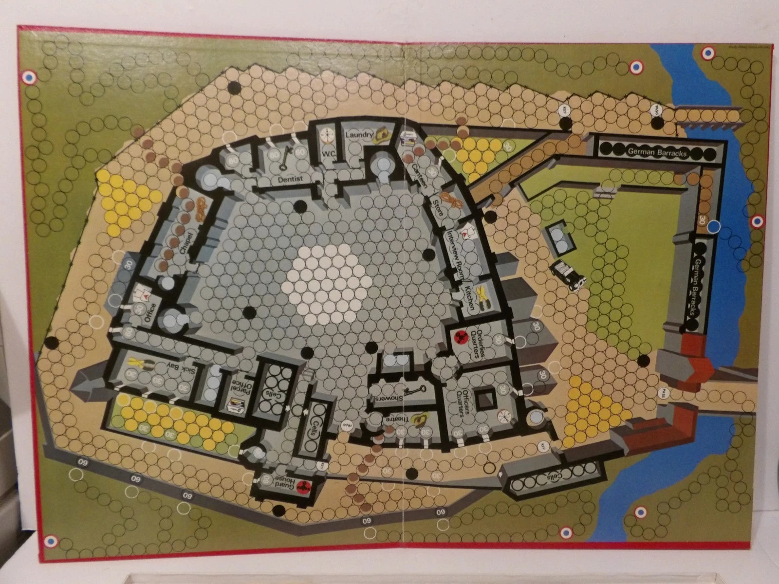 Escape From Colditz 1970's Strategy WW2 Vintage Parker Board Game image 8