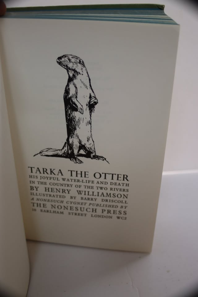 Tarka The Otter, by Henry Williamson, Illustrated, Nonesuch Cygnet, London, 1964 image 8