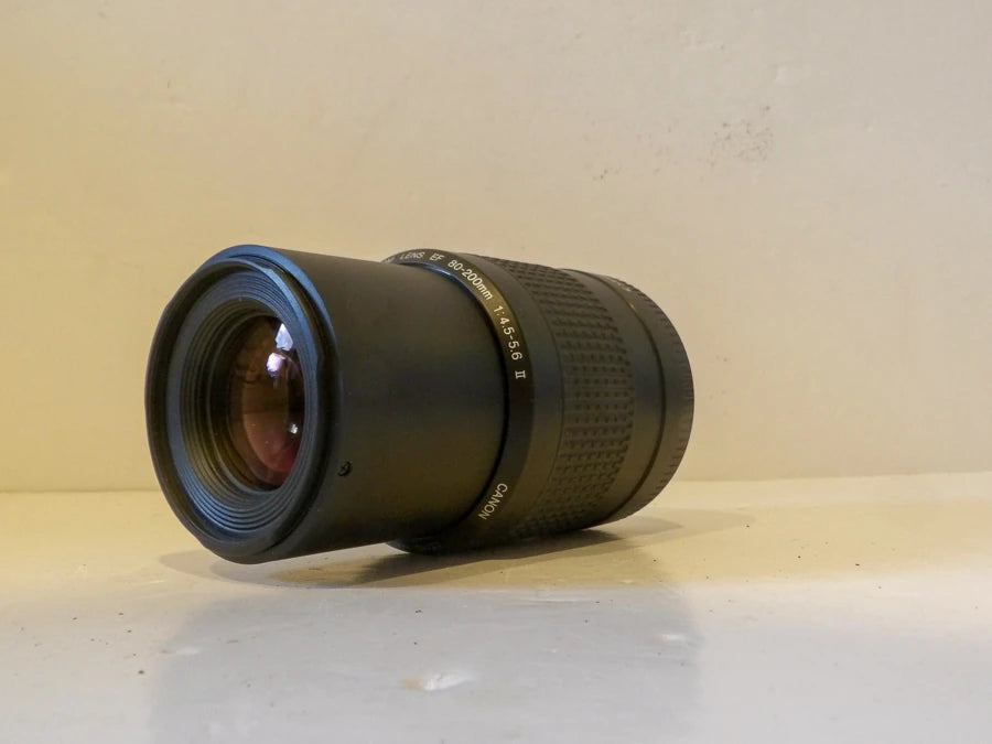 Canon - EF 80-200mm - f/4.5-5.6 II - Telephoto Zoom Lens - Great Condition image 3