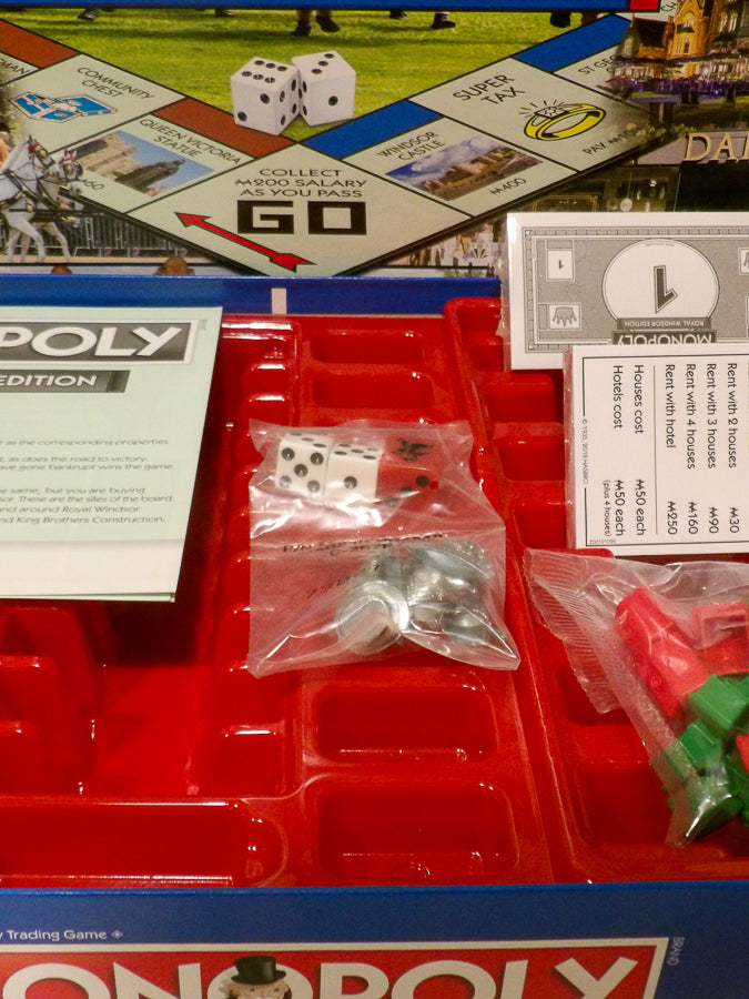 Winning Moves - Monopoly Royal Windsor Edition - Contents Sealed - Complete image 2