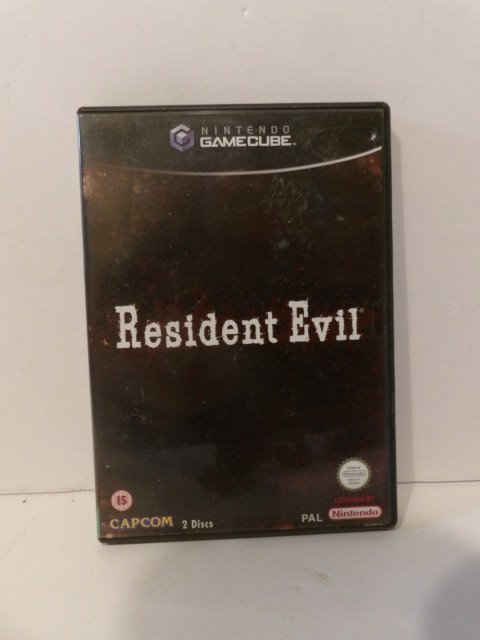 Resident Evil (GameCube, 2002) - Great Condition Case & Discs - Great Addition image 0