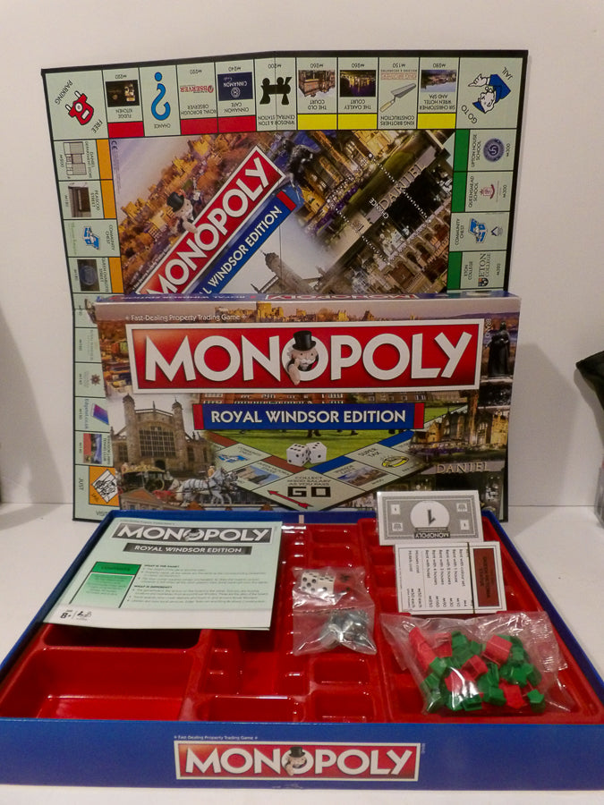 Winning Moves - Monopoly Royal Windsor Edition - Contents Sealed - Complete image 0