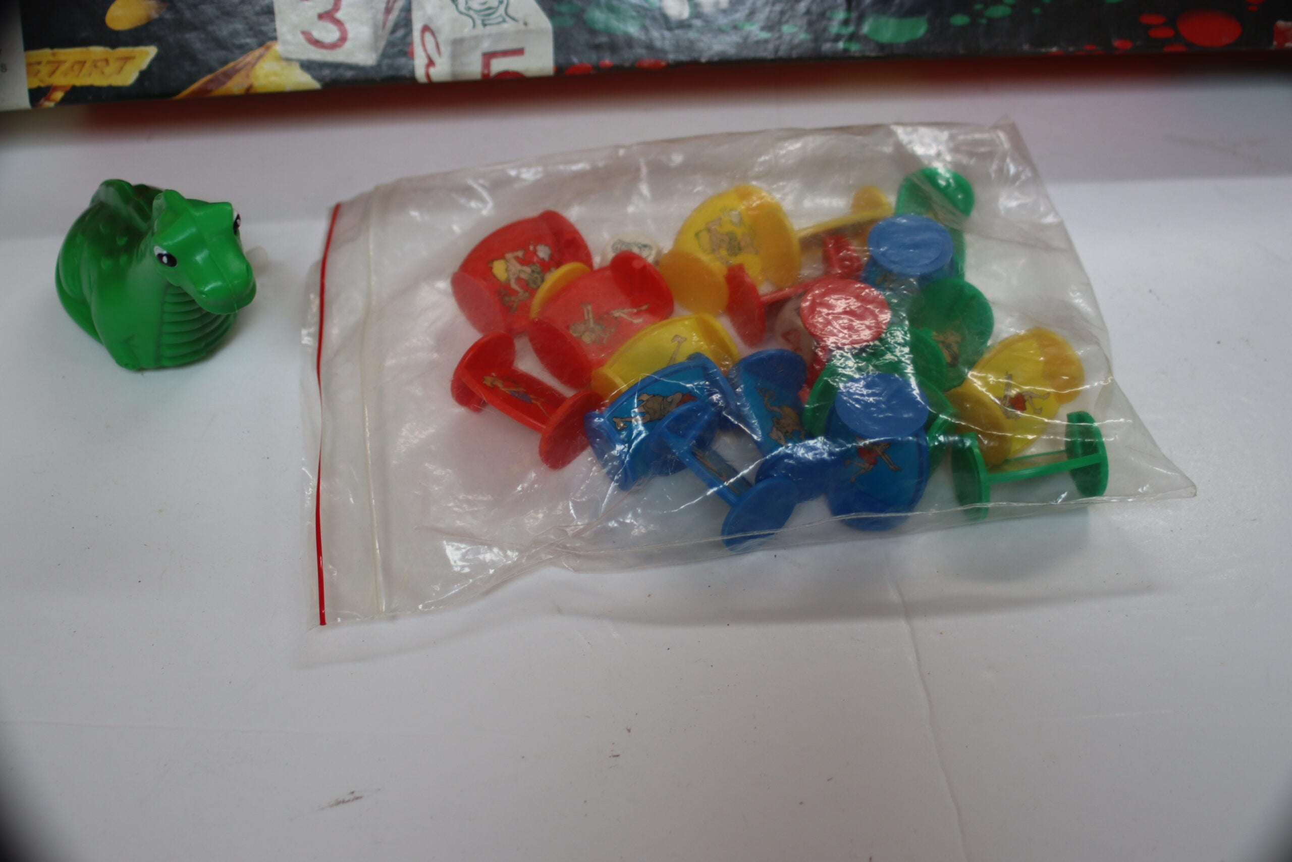 Dizzy Dizzy Dinosaur Board Game Vintage MB 1987 Complete  & Working Dizzy image 8