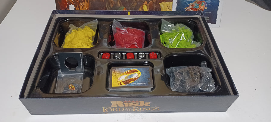 Risk | The Lord of the Rings | Trilogy Edition | 2003 | Will You Conquer Middle-Earth | Retail Shelf Condition image 1