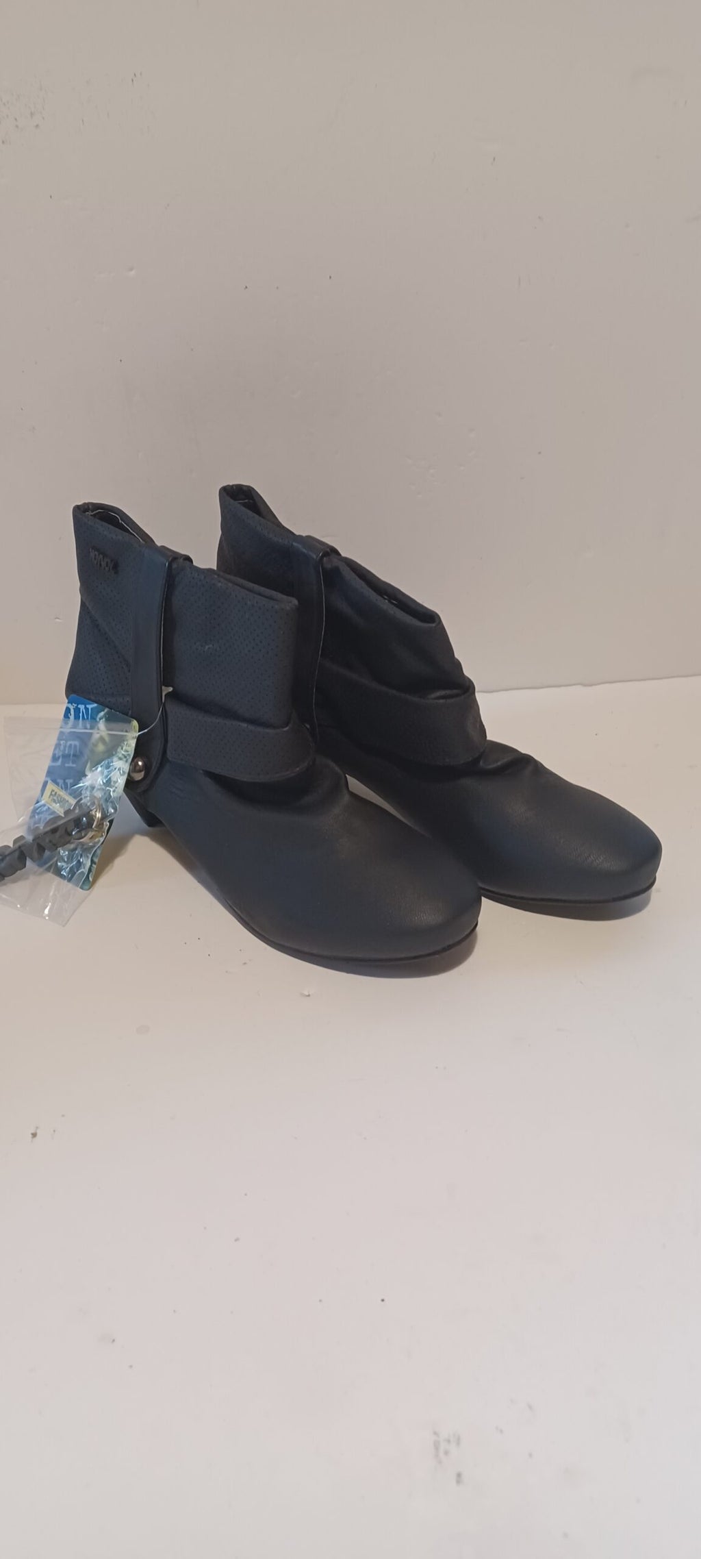 Hoyvoy - Botin - Ankle Boot - Ankle Buckle - Black - Brand New image 0